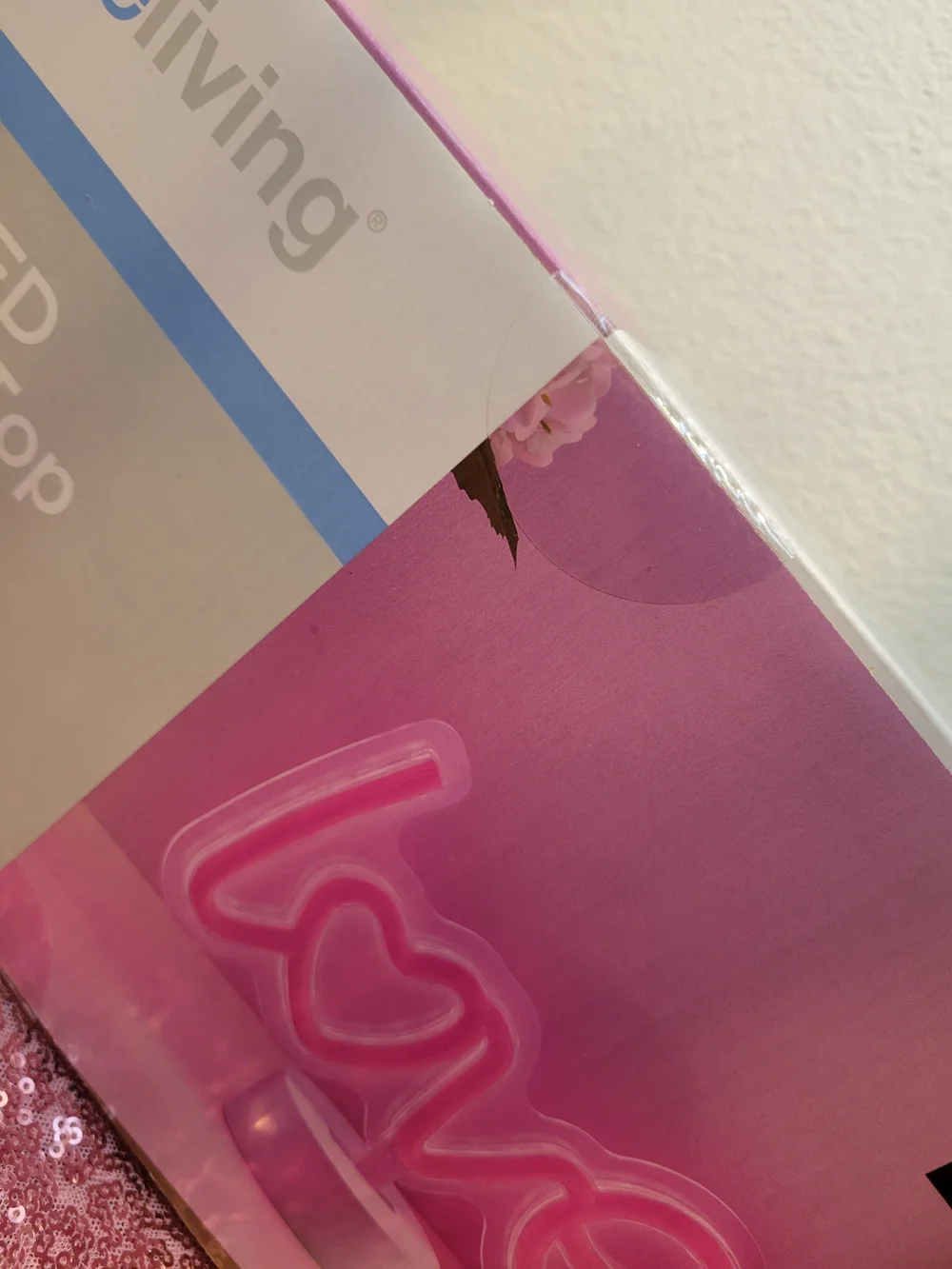 Pink 'love' Neon Accent Lamp